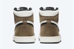 Air Jordan 1 Retro High OG 'Dark Mocha' - Image 4