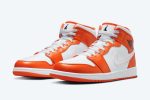 Air Jordan 1 Mid SE 'Electro Orange' - Image 3
