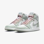 Wmns Air Jordan 1 Retro High OG 'Seafoam' - Image 3