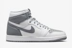 Air Jordan 1 Retro High OG 'Stealth' - Image 2