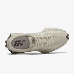 Wmns New Balance 327 'Beige Sea Salt' - Image 4