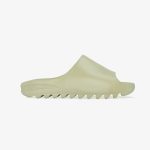 Adidas Yeezy Slides 'Resin' 2022 - Image 2