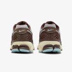 Wmns Nike Zoom Vomero 5 'Earth Fossil' - Image 5
