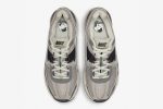 Wmns Nike Air Zoom Vomero 5 'Cobblestone' - Image 4