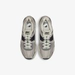 Wmns Nike Air Zoom Vomero 5 'Cobblestone' - Image 4