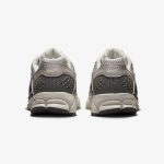 Wmns Nike Air Zoom Vomero 5 'Cobblestone' - Image 5
