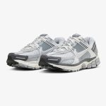 Wmns Nike Zoom Vomero 5 'Wolf Grey Cool Grey' - Image 3
