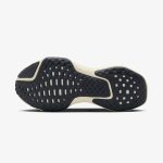Nike ZoomX Invincible Run Flyknit 3 'Light Cream' - Image 5