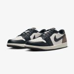 Air Jordan 1 Retro Low OG 'Mocha' - Image 3