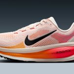 Wmns Nike Vomero 18 'Sail Bright Crimson'