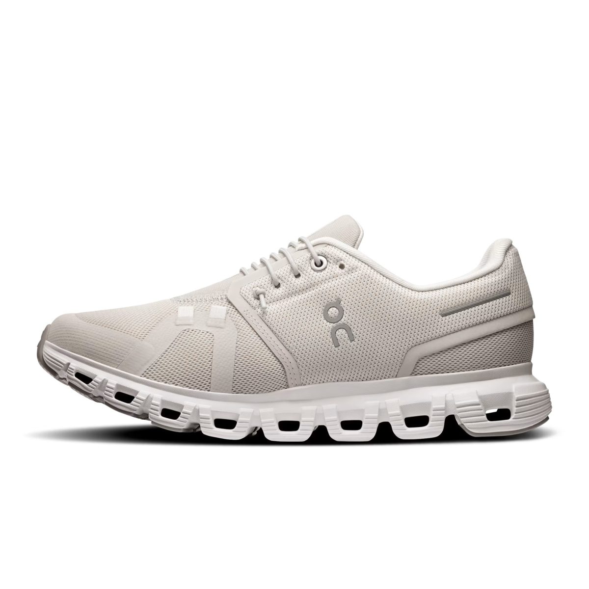 ezgif-8217efc1114402 ON Wmns Cloud 6 'Pearl White' - Image 1
