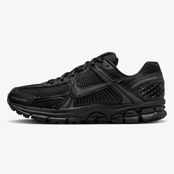 vomero 5 triple black - Triple Black Vomero 5 sneaker with layered mesh and tonal overlays