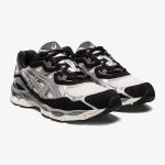 retro running sneaker - Side product view