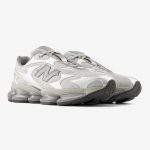 visible tech sneaker - Side product view