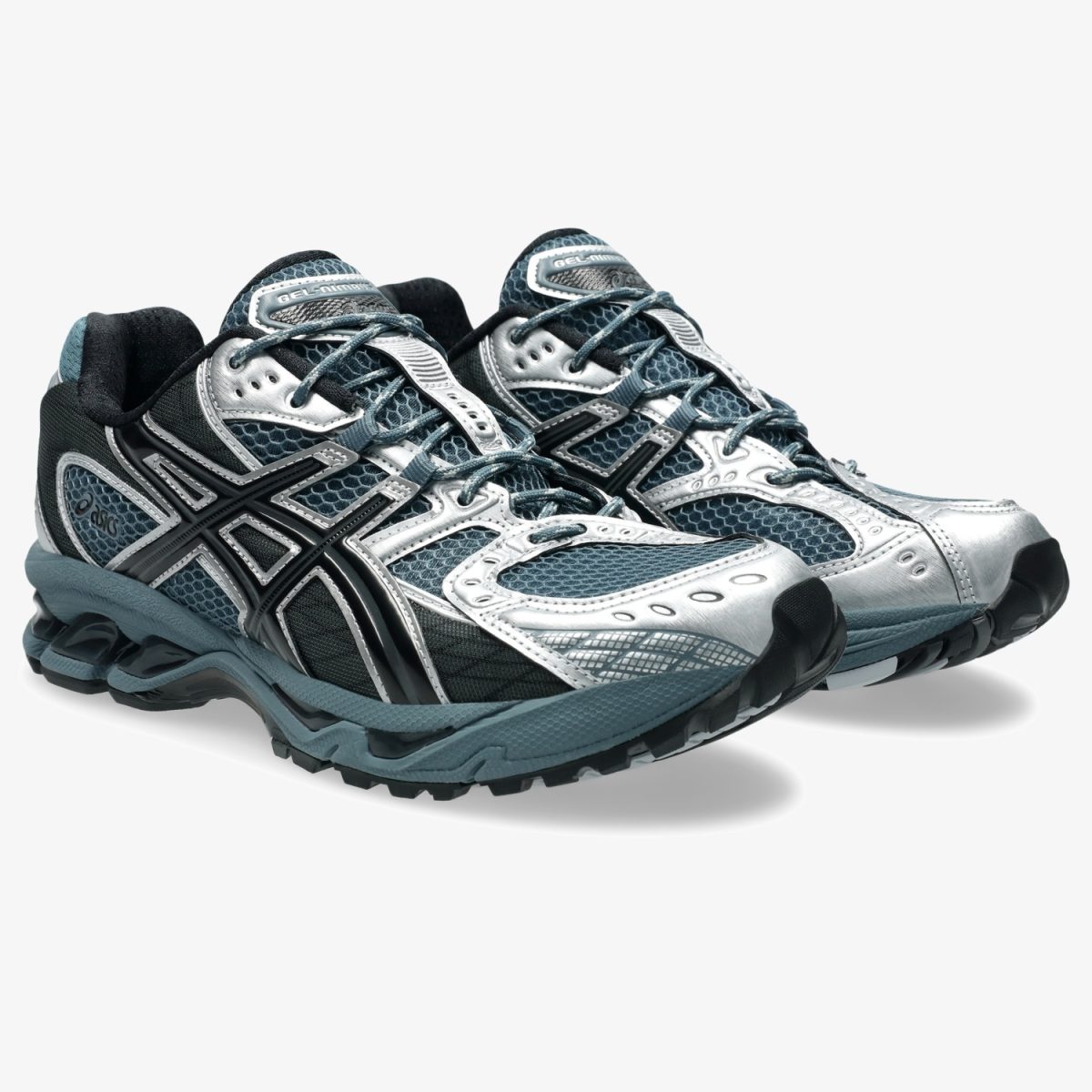 gel-nimbus 10.1 runner - Side product view