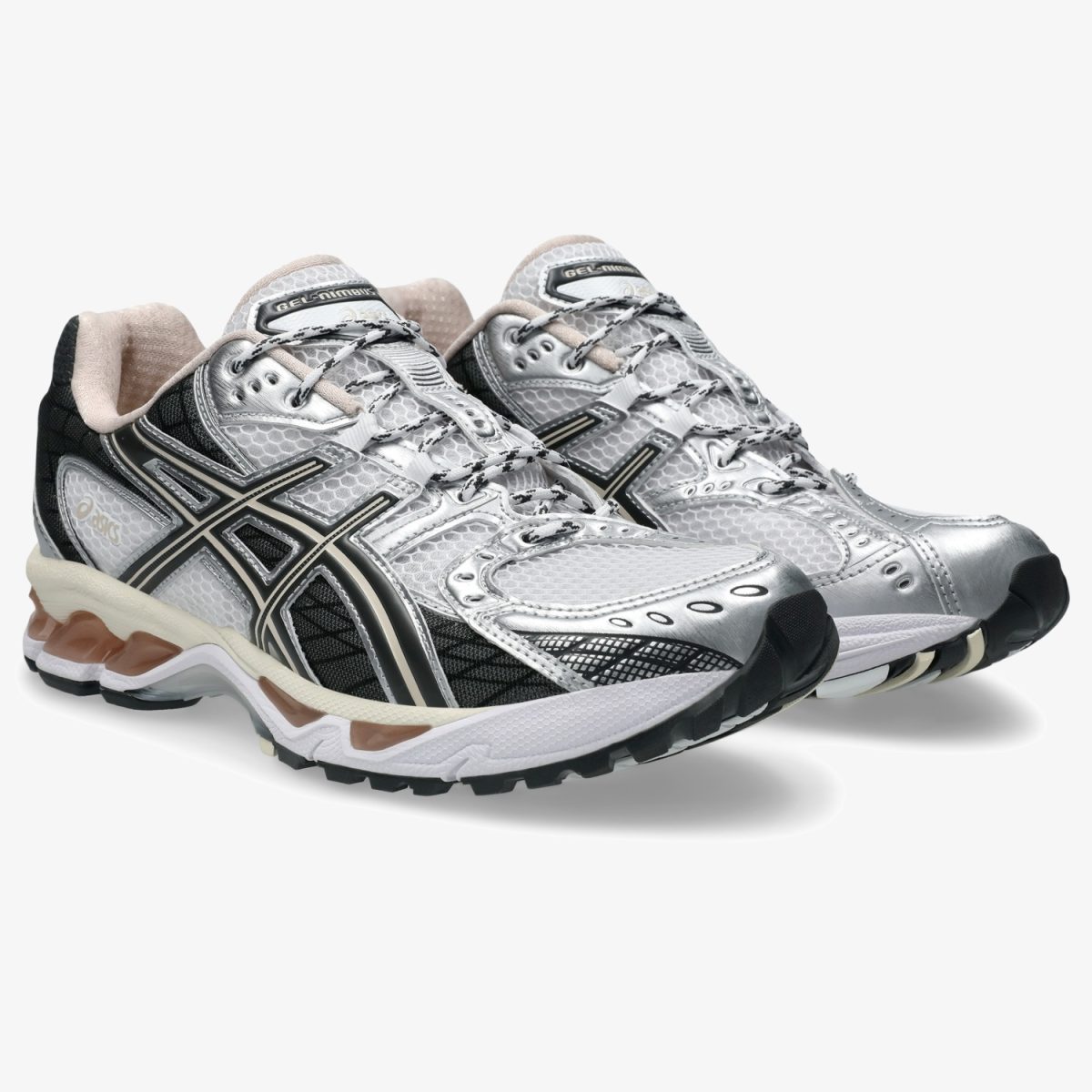 gel-nimbus 10.1 runner - Side product view