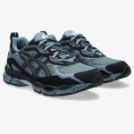 ironclad black sneakers - Side product view