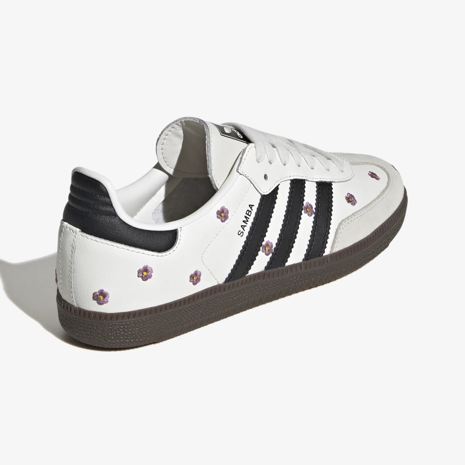 cloud white gum sneaker - Side product view